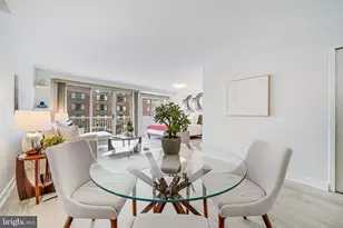730 24th St NW, Washington, DC 20037 - Photo 16