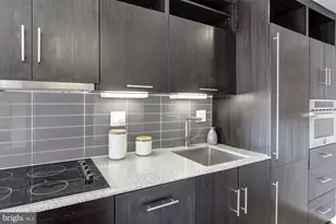 2422 17th St NW, Washington, DC 20009 - Photo 12