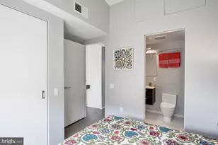 2422 17th St NW, Washington, DC 20009 - Photo 22