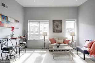 2422 17th St NW, Washington, DC 20009 - Photo 4