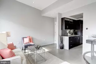 2422 17th St NW, Washington, DC 20009 - Photo 6