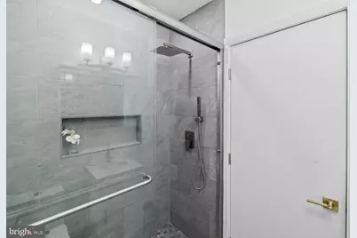 2834 R Street SE #6, Washington, DC 20020 - Photo 20