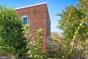 2415 E St NE, Washington, DC 20002 - Photo 2