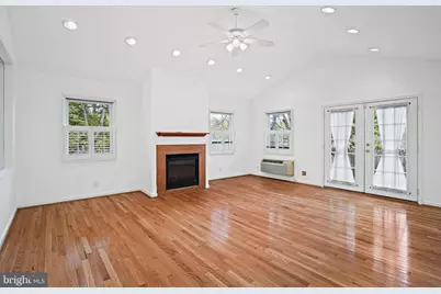 5747 27th Street NW, Washington, DC 20015 - Photo 20