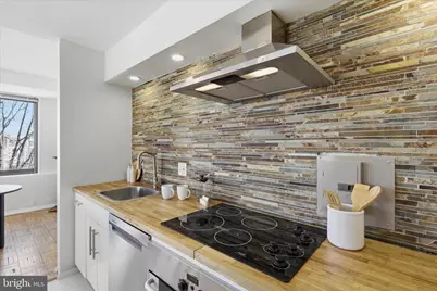 4740 Connecticut Avenue NW #706, Washington, DC 20008 - Photo 16