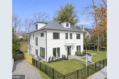 2733 Chesapeake Street NW, Washington, DC 20008 - Photo 4