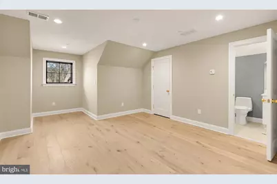 2733 Chesapeake Street NW, Washington, DC 20008 - Photo 72