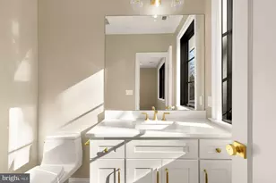 2733 Chesapeake St NW, Washington, DC 20008 - Photo 56