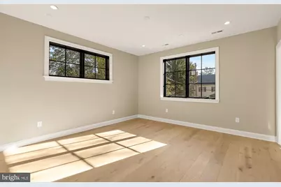 2733 Chesapeake Street NW, Washington, DC 20008 - Photo 60