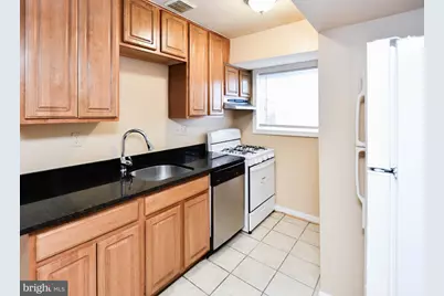 5005 D Street SE #302, Washington, DC 20019 - Photo 14