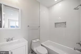 824 18th St NE, Washington, DC 20002 - Photo 6