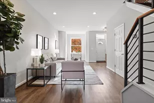 1327 Harvard St NW, Washington, DC 20009 - Photo 8