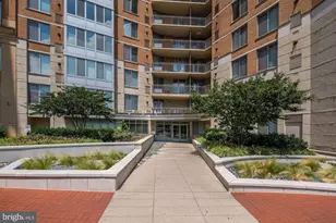 555 NW Massachusetts Ave NW, Washington, DC 20001 - Photo 24