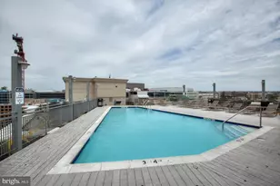 555 NW Massachusetts Ave NW, Washington, DC 20001 - Photo 16