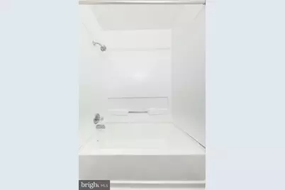 905 19th Street NE #2, Washington, DC 20002 - Photo 6