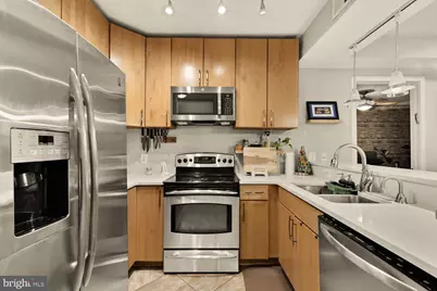 2412 17th Street NW #C-03, Washington, DC 20009 - Photo 8