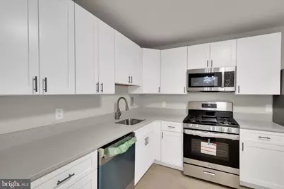 3001 Veazey Terr NW #1008, Washington, DC 20008 - Photo 2