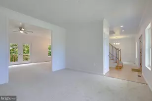 816 Barnaby St SE, Washington, DC 20032 - Photo 16