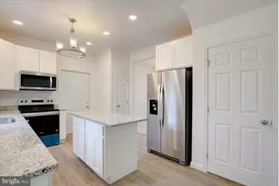 816 Barnaby Street SE, Washington, DC 20032 - Photo 8