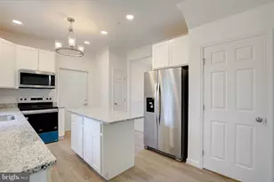 816 Barnaby St SE, Washington, DC 20032 - Photo 8