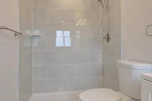 816 Barnaby St SE, Washington, DC 20032 - Photo 14