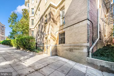 1852 Columbia Road NW #101, Washington, DC 20009 - Photo 44