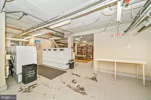 1852 Columbia Rd NW, Washington, DC 20009 - Photo 40