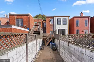 1934 11th St NW, Washington, DC 20001 - Photo 16