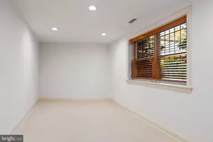 1914 35th St NW, Washington, DC 20007 - Photo 28