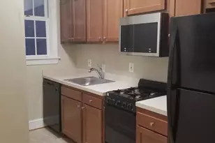 940 24th St NW, Washington, DC 20037 - Photo 2