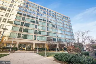 1101 3rd St SW, Washington, DC 20024 - Photo 4