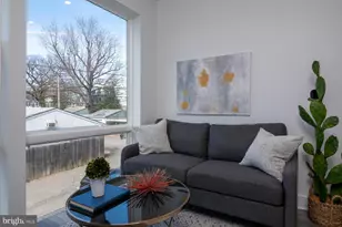 818 Bladensburg Rd NE, Washington, DC 20002 - Photo 8