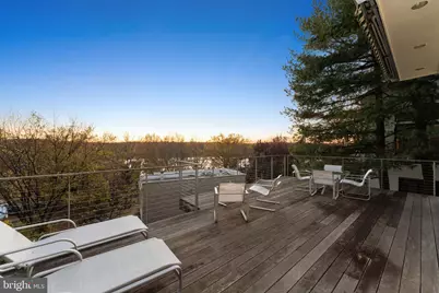 4628 Charleston Terrace NW, Washington, DC 20007 - Photo 38