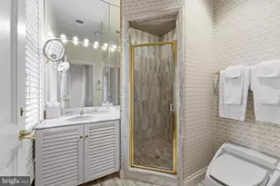 4628 Charleston Terrace NW, Washington, DC 20007 - Photo 32