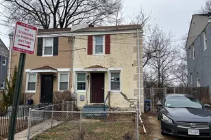 5420 B St SE, Washington, DC 20019 - Photo 4