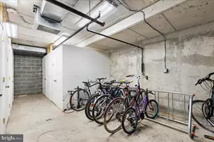 2818 Connecticut Ave NW, Washington, DC 20008 - Photo 34