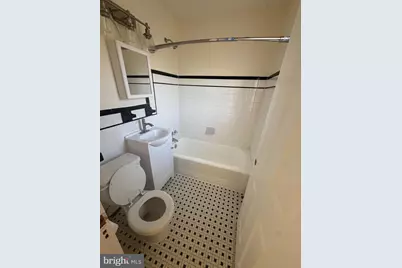 5032 Hanna Place SE, Washington, DC 20019 - Photo 4