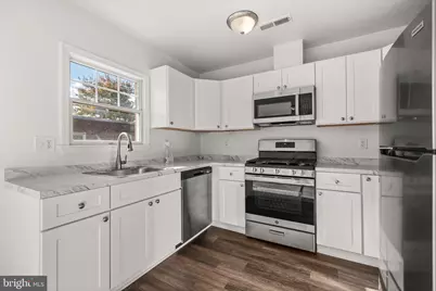 801 Hr Drive SE, Washington, DC 20032 - Photo 8