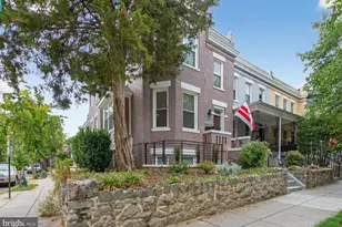 1014 10th St NE, Washington, DC 20002 - Photo 1