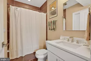1014 10th St NE, Washington, DC 20002 - Photo 24