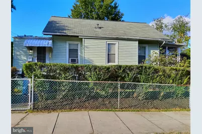 2040 31st Place SE, Washington, DC 20020 - Photo 2