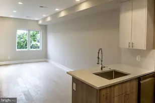 812 18th St NE, Washington, DC 20002 - Photo 4