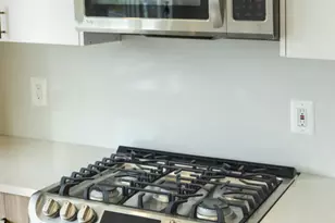 812 18th St NE, Washington, DC 20002 - Photo 10