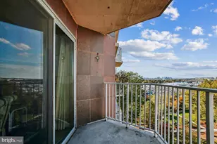 560 N St SW, Washington, DC 20024 - Photo 6