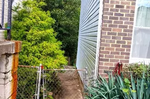 5610 Clay Pl NE, Washington, DC 20019 - Photo 2