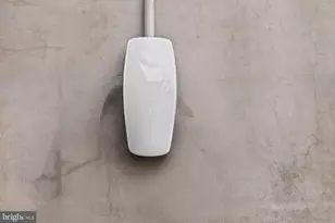 910 8th St NE, Washington, DC 20002 - Photo 50