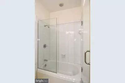 1323 Massachusetts Avenue SE, Washington, DC 20003 - Photo 30