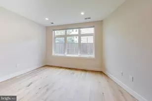 3035 15th St NW, Washington, DC 20009 - Photo 20