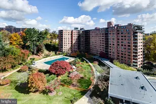 4201 Cathedral Ave NW, Washington, DC 20016 - Photo 30