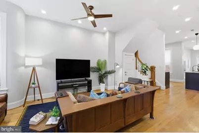 1004 11th Street NE, Washington, DC 20002 - Photo 4